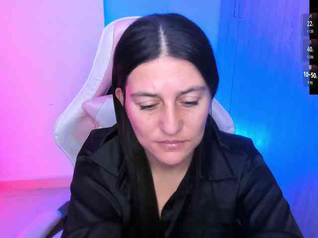 Saskyaajohnson webcam
