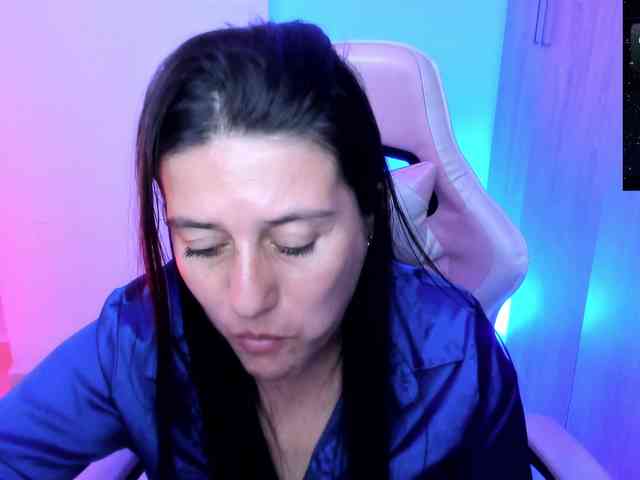 Saskyaajohnson webcam