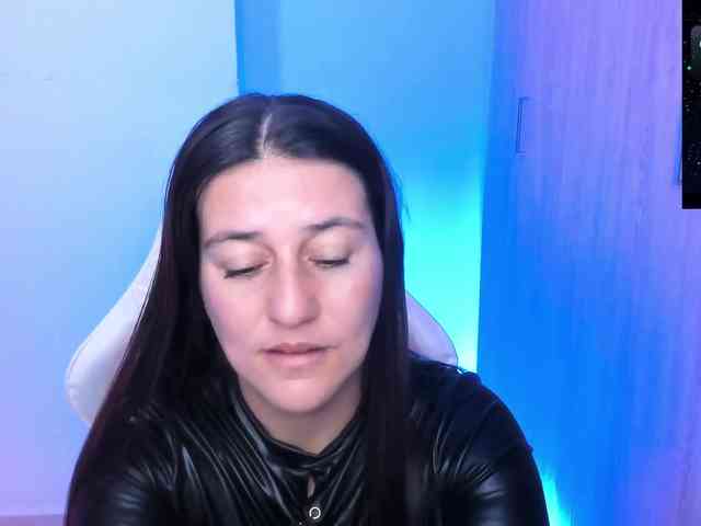 Saskyaajohnson webcam