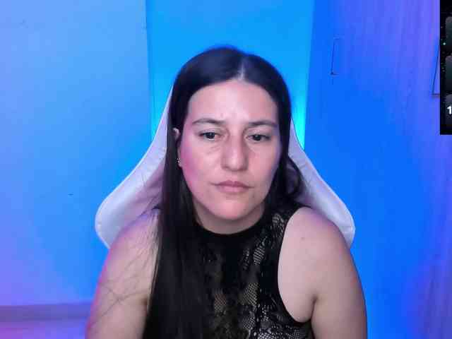 Saskyaajohnson webcam
