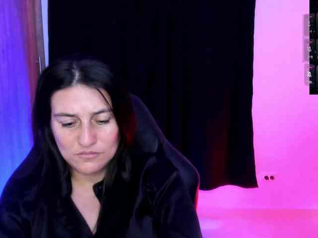 Saskyaajohnson webcam
