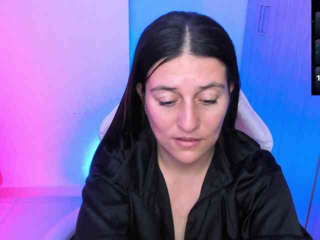 Saskyaajohnson webcam