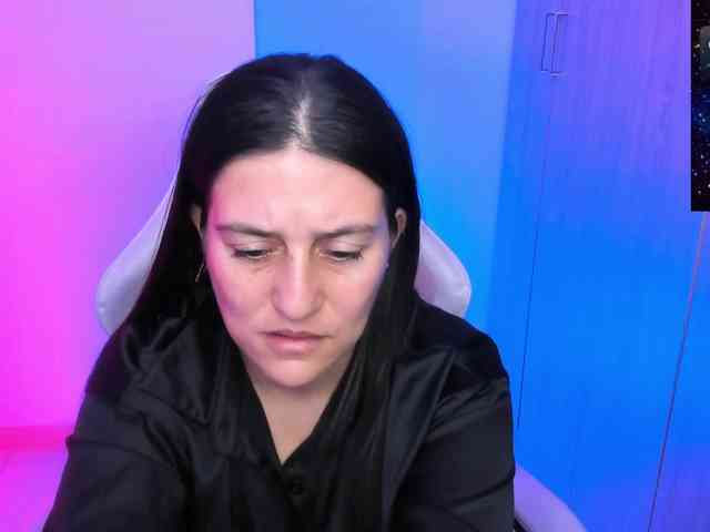 Saskyaajohnson webcam