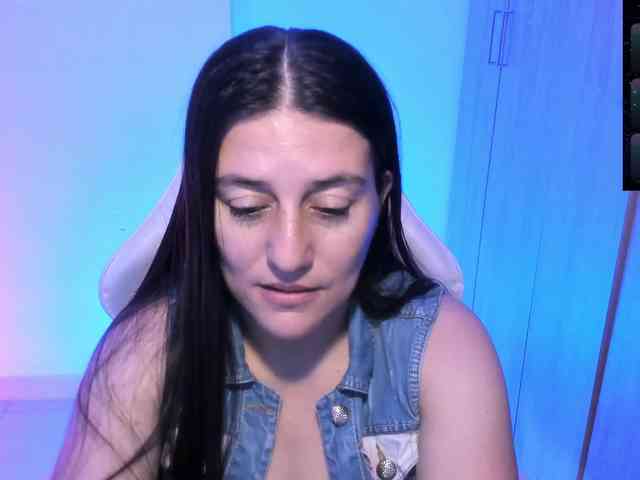 Saskyaajohnson webcam