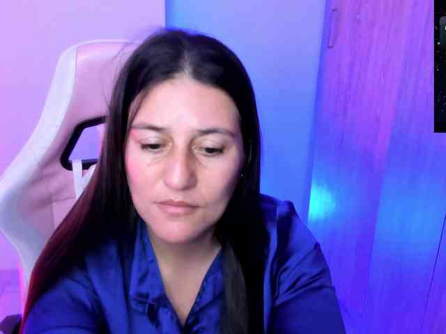 Saskyaajohnson webcam