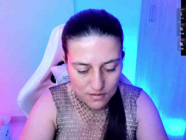 Saskyaajohnson webcam