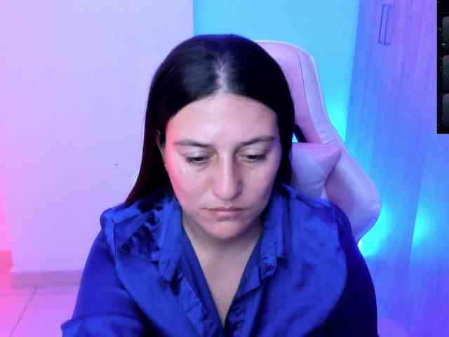 Saskyaajohnson webcam