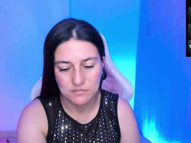 Saskyaajohnson webcam