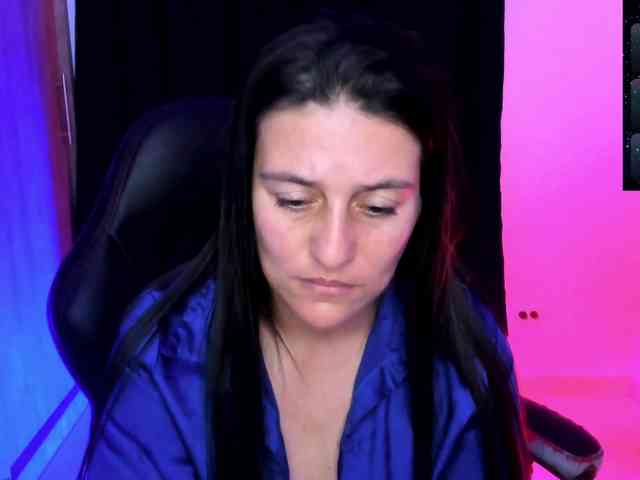 Saskyaajohnson webcam