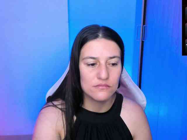 Saskyaajohnson webcam