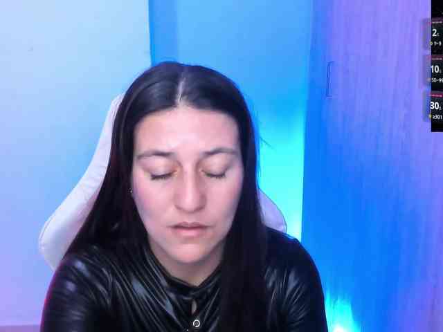 Saskyaajohnson webcam