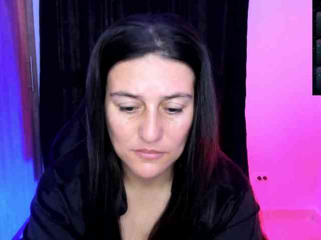 Saskyaajohnson webcam