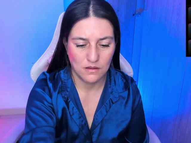 Saskyaajohnson webcam