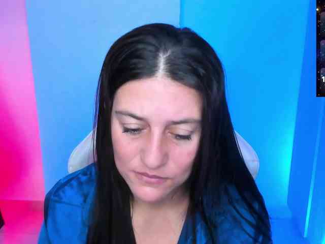 Saskyaajohnson webcam