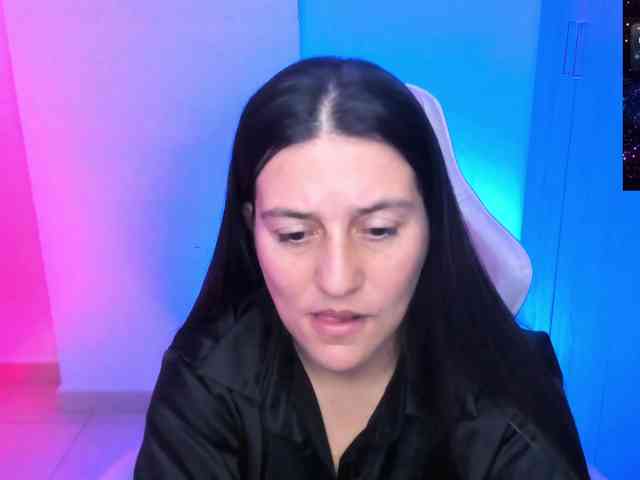 Saskyaajohnson webcam