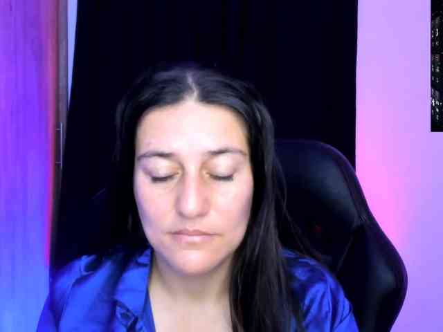 Saskyaajohnson webcam