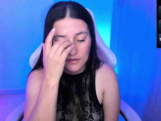 Saskyaajohnson webcam