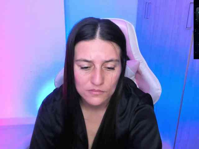 Saskyaajohnson webcam