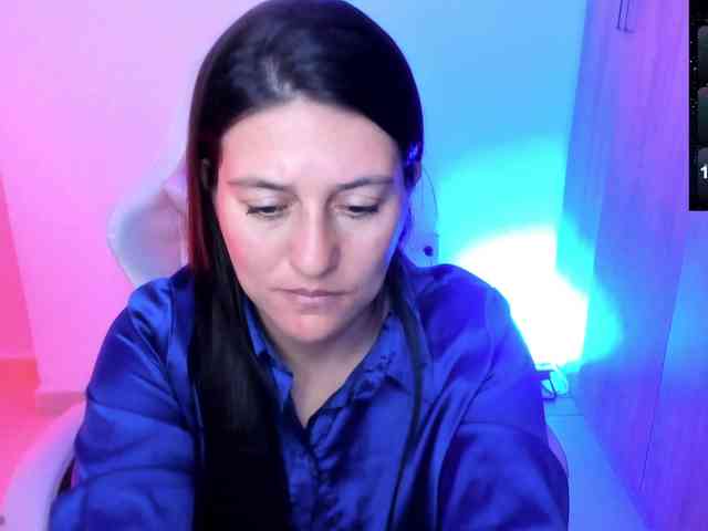 Saskyaajohnson webcam