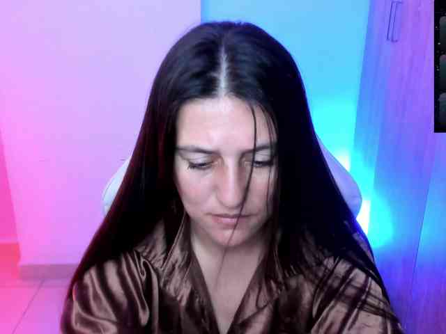Saskyaajohnson webcam