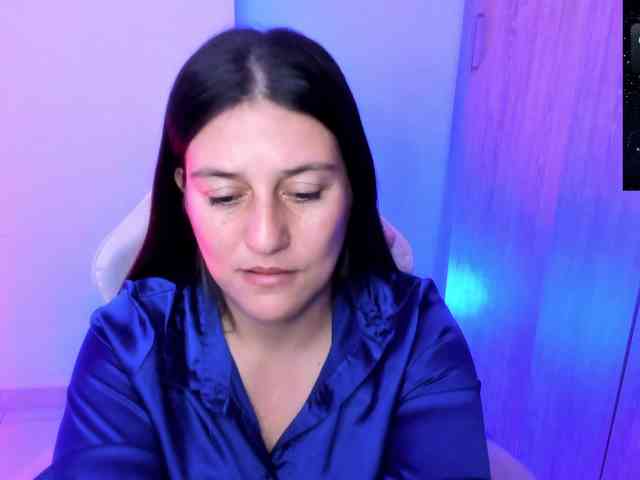 Saskyaajohnson webcam