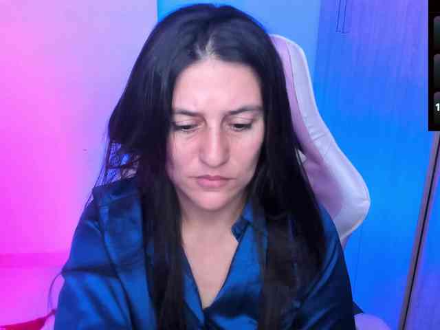 Saskyaajohnson webcam
