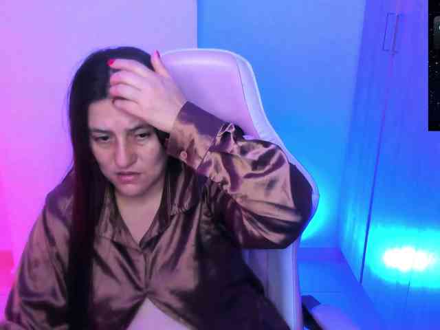 Saskyaajohnson webcam