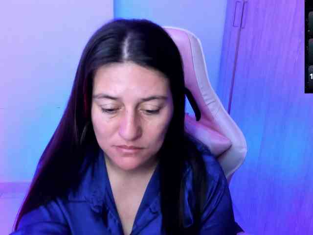 Saskyaajohnson webcam