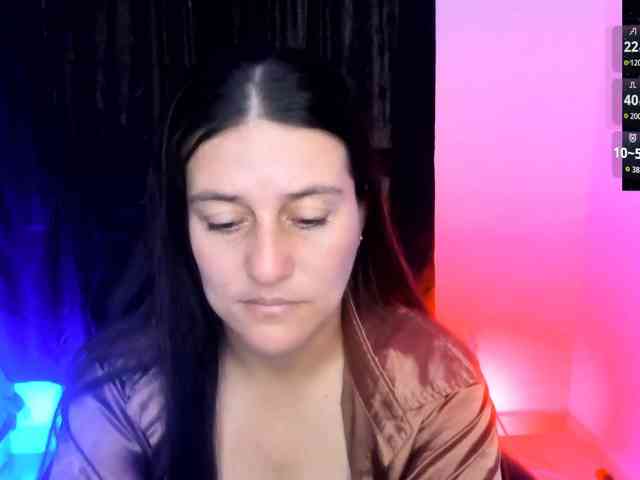 Saskyaajohnson webcam