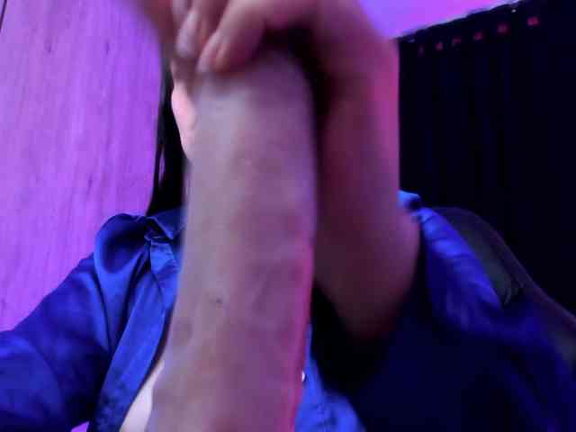 Saskyaajohnson webcam
