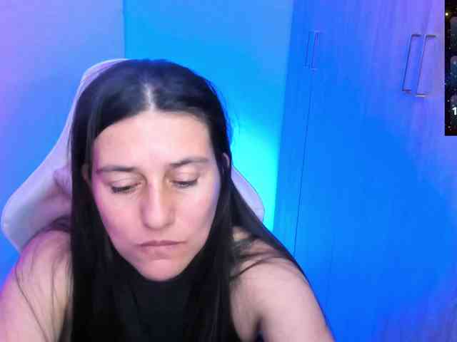 Saskyaajohnson webcam