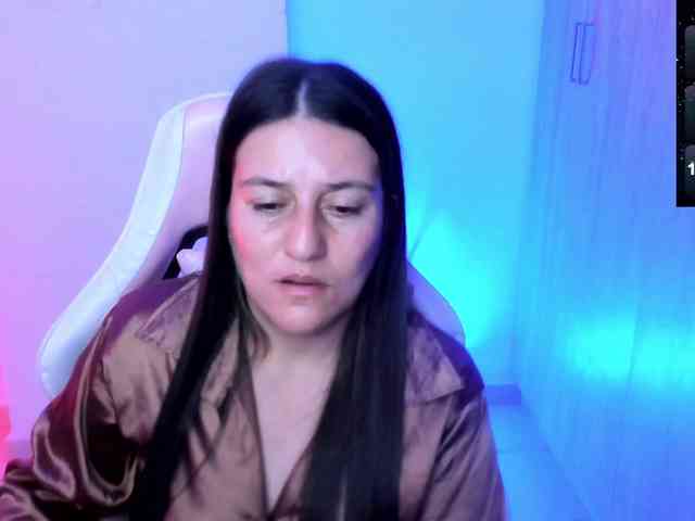 Saskyaajohnson webcam