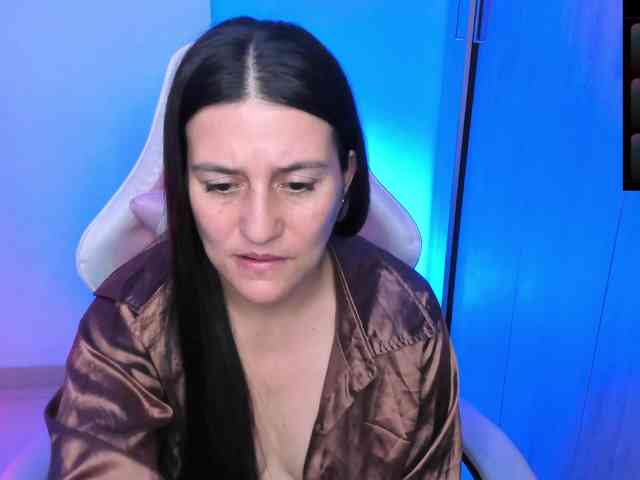 Saskyaajohnson webcam