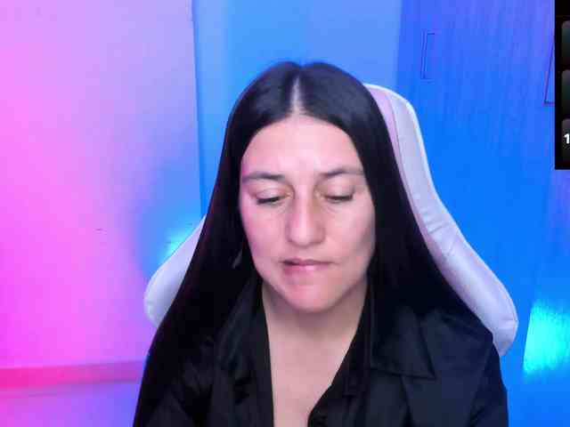 Saskyaajohnson webcam