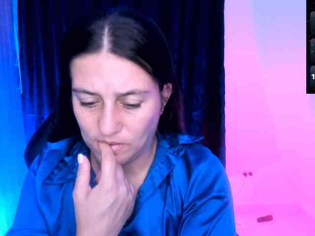 Saskyaajohnson webcam