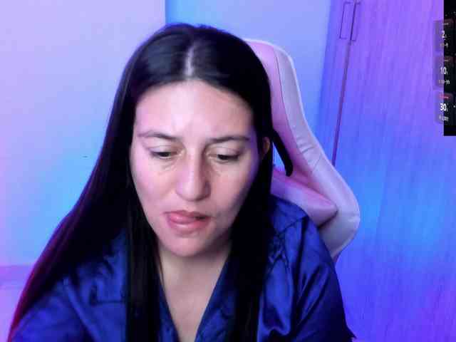 Saskyaajohnson webcam