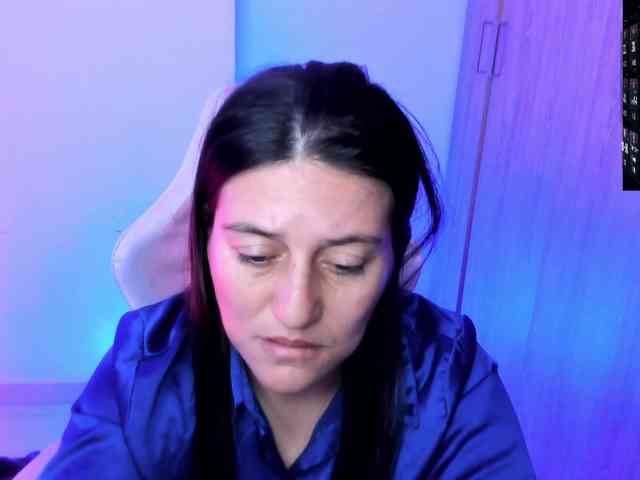 Saskyaajohnson webcam