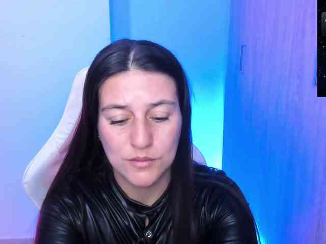 Saskyaajohnson webcam
