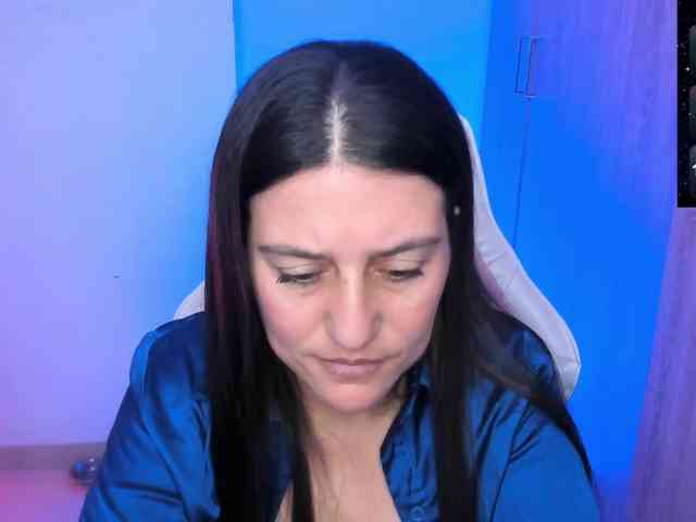 Saskyaajohnson webcam