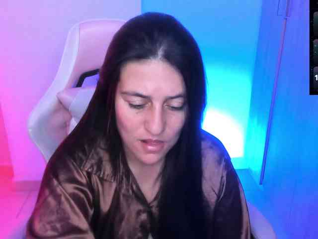 Saskyaajohnson webcam