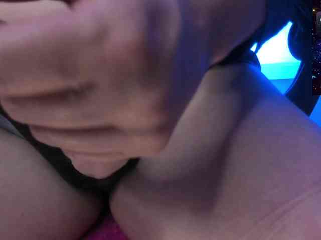 Saskyaajohnson webcam