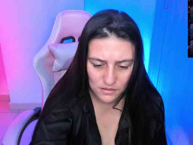 Saskyaajohnson webcam
