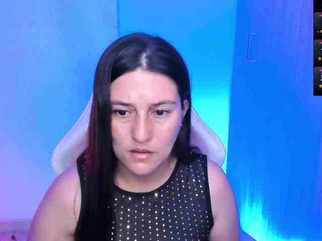 Saskyaajohnson webcam