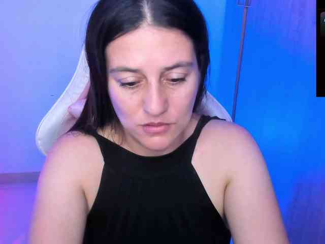 Saskyaajohnson webcam