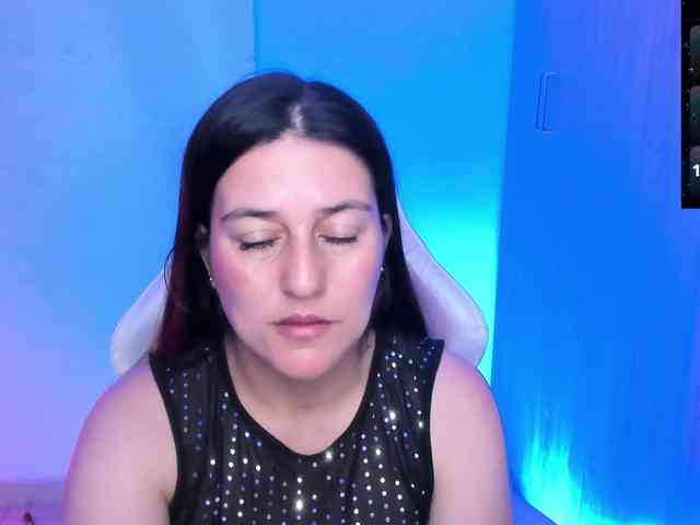 Saskyaajohnson webcam