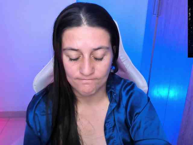 Saskyaajohnson webcam