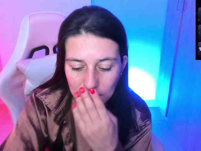 Saskyaajohnson webcam