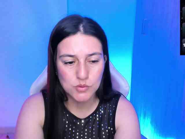 Saskyaajohnson webcam