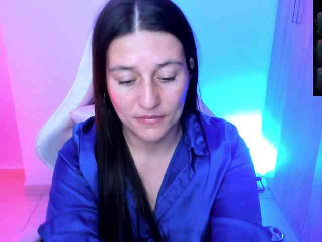 Saskyaajohnson webcam