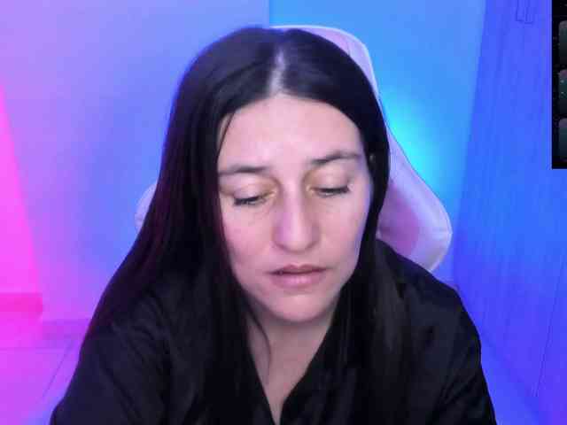 Saskyaajohnson webcam